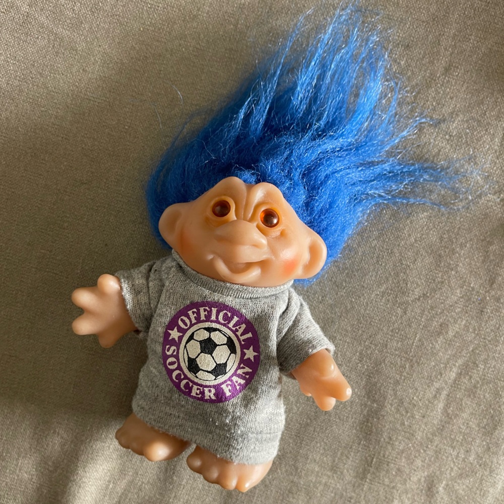 RARE Dam Troll- 1986 Official Soccer Fan Troll with Blue Hair EUC